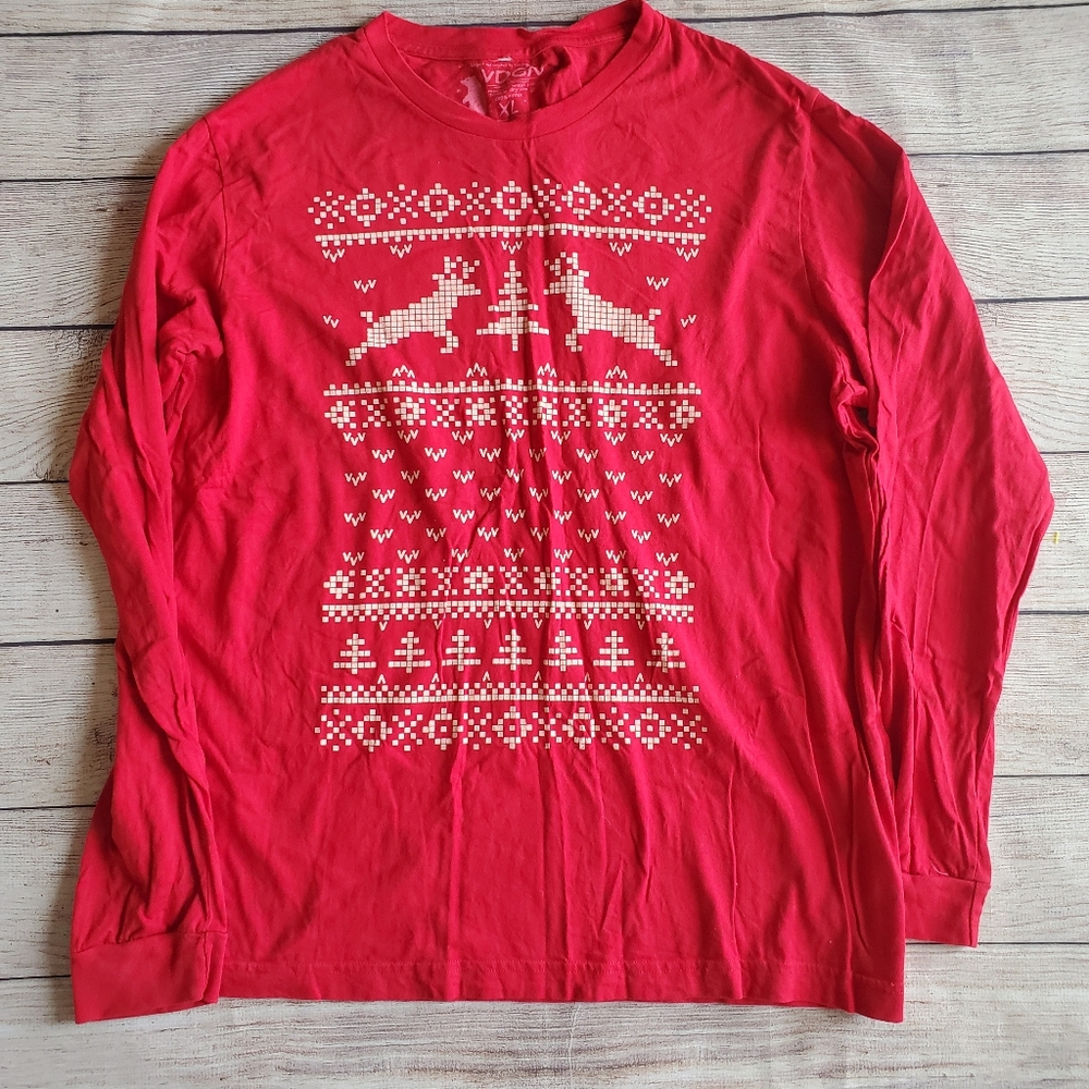 Mens size XL Christmas Shirt